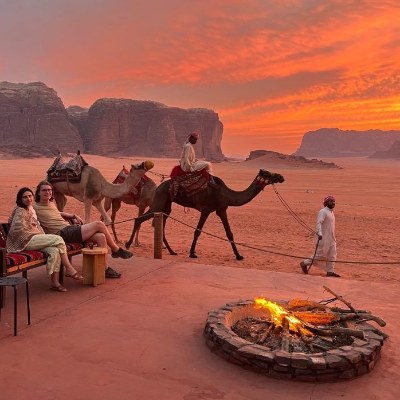 Camp in the desert